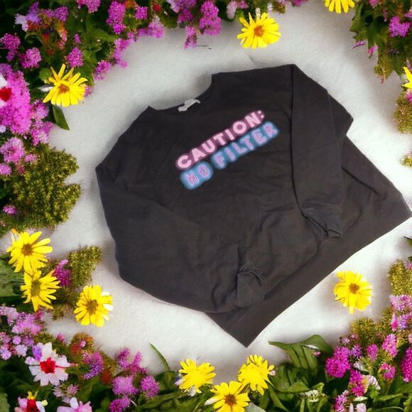 Wound Up Hybrid Juniors "Caution: No Filter" Graphic Sweatshirt Size L (11-13) - Picture 1 of 5